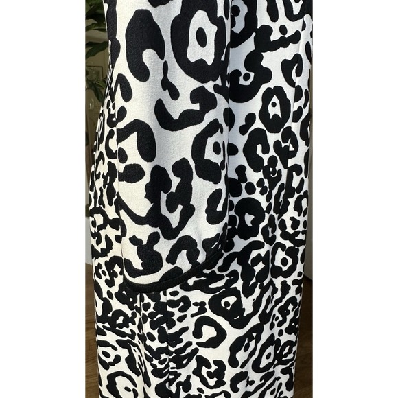 Ann Taylor Black White Leopard Print Sheath Dress Size 8 Tall 3/4 Sleeve - Picture 3 of 8